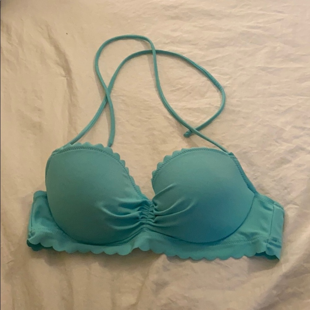 Victoria’s Secret Bikini Top Push Up